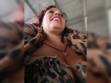 Bongacams Live Sex of AlexaBrown12