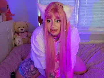 Bongacams Nude Webcam of Chibiis