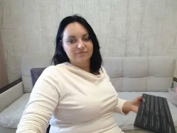 Bongacams Watch Live Sex Cams of AngelinaCute