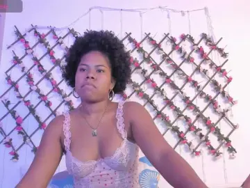 Bongacams Watch Live Sex Cams of naughtyebonyy
