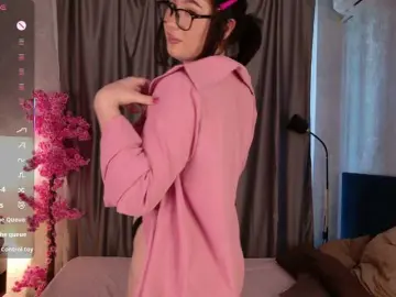 Bongacams Adult Webcams of CurvyWoman-