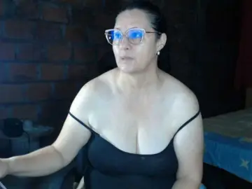 Bongacams Live Porn of rouseehotglad