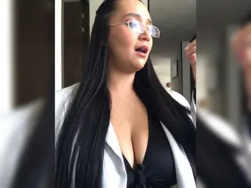 Bongacams Free Porn Cam of Emeraldgem