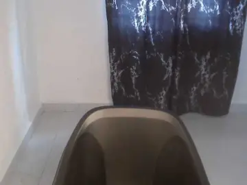 Bongacams Nude Webcam of Nasty-lilly