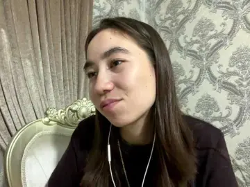 Bongacams Private Sex Chat of ClaudiaChouinard