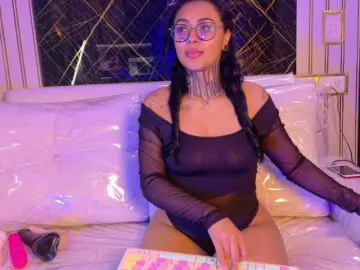 Bongacams Best live sex cam show of LovelyCelestte