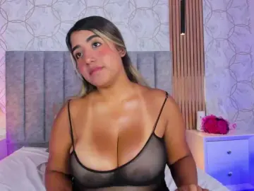 Bongacams Watch Live Sex Cams of KiaraRose