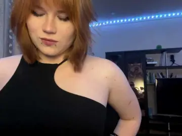 Bongacams Free Live Porn of BlindiLohan