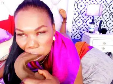 Bongacams Watch Live Sex Cams of JelanyBankol