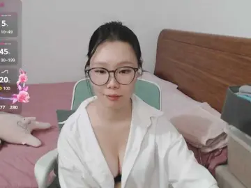 Bongacams Best live sex cam show of LingZi