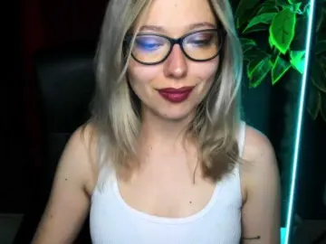 Bongacams Watch Live Sex Cams of xxHeidiLove
