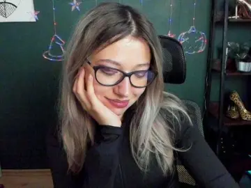Bongacams Nude Webcam of xxHeidiLove