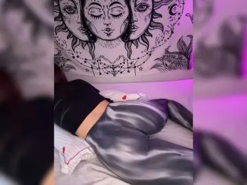 Bongacams Best live sex cam show of Villanelle