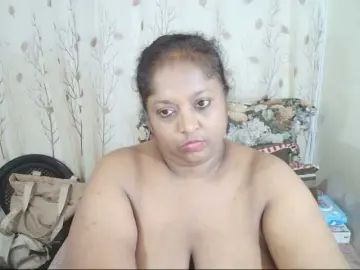 Bongacams Nude Webcam of Indiantasha
