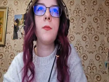 Bongacams Nude Webcam of BirdieChuyangher