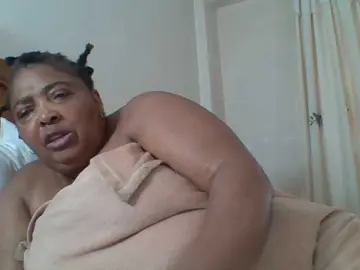 Bongacams Free Porn Cam of pussylips53