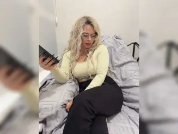 Bongacams Best Webcam of HotDesire