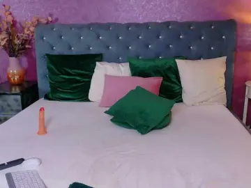 Bongacams Free Porn Cam of CarlaReys