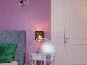 Bongacams Nude Webcam of CarlaReys