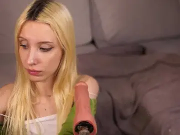 Bongacams Sex Cam of fluffiebaby