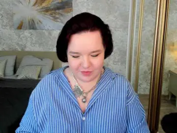 Bongacams Free Porn Cam of IvoryFlame