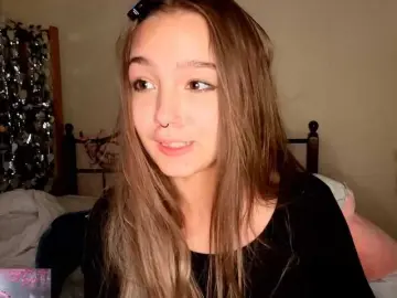 Bongacams Watch Live Sex Cams of HoneyComfya