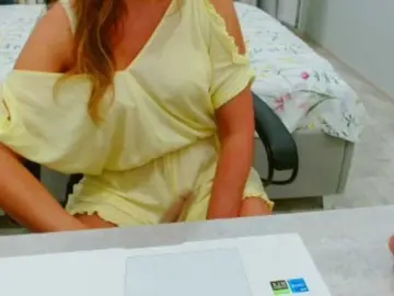 Bongacams Live Porn of JuicyGloss