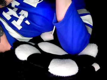 Bongacams Watch Live Sex Cams of fetishslut4u