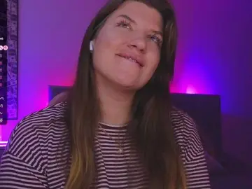 Bongacams Live Sex Cam of BloomBambi