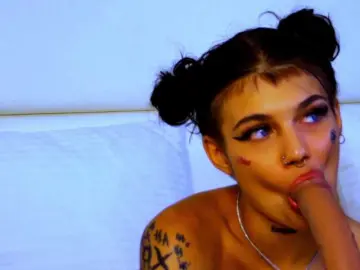 Bongacams Sex Cam of YasminStorm