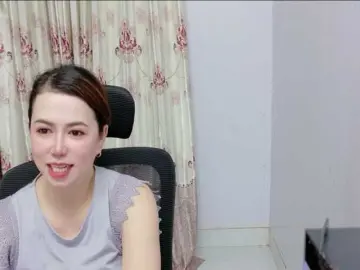 Bongacams Watch Live Sex Cams of Lindahot69