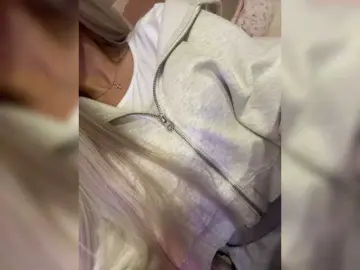 Bongacams Live Porn of HollyPolly111
