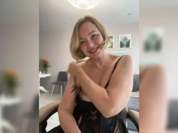 Bongacams Free Porn Cam of ILUBOVE