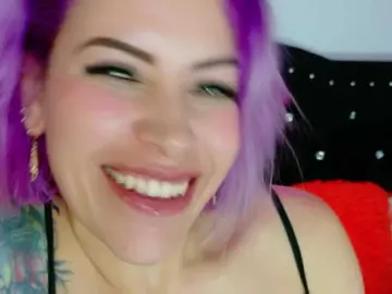 Bongacams Sex Cam of Ivypoison10