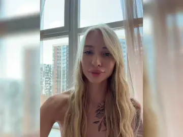 Bongacams Best live sex cam show of EwaBrown