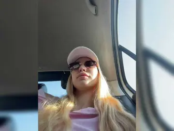 Bongacams Private Sex Chat of EwaBrown