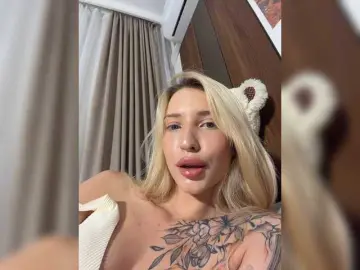 Bongacams Live Porn of EwaBrown