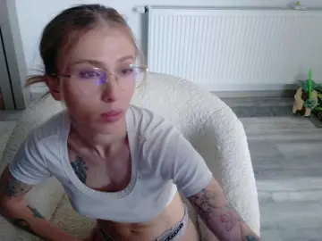 Bongacams Best live sex cam show of DiddySweet1