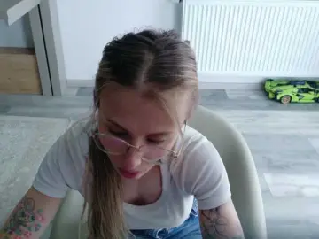 Bongacams Best live sex cam show of DiddySweet1