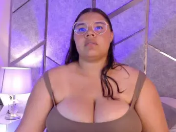 Bongacams Nude Webcam of Layla-Hot