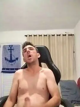 Cam4 Watch Live Sex Cams of Machohetero7