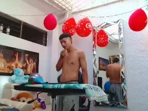 Cam4 Live Sex Cam of alexander_cr1