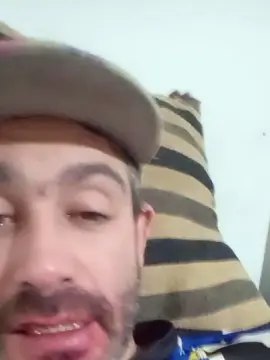 Cam4 Live Porn of Moprii40