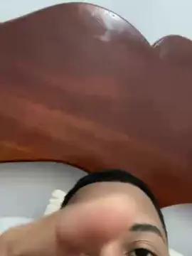Cam4 Private Sex Chat of Uelingtonmoreno