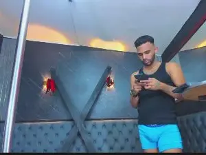 Cam4 Adult Video Chat of dominic_max1