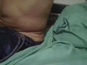 Cam4 Live Sex of morenotrinca