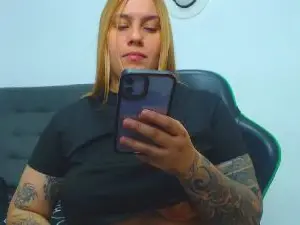 Cam4 Private Sex Chat of alexa_rabbit