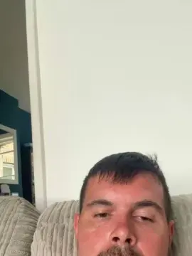 Cam4 Sex Cam of Leo_Iron