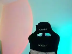 Cam4 Live Sex Cam of TheMagicFoxxx