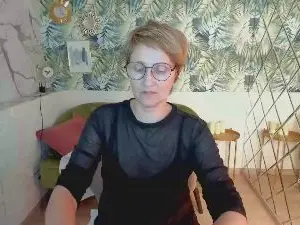 Cam4 Live Sex Cam of ParisCherry